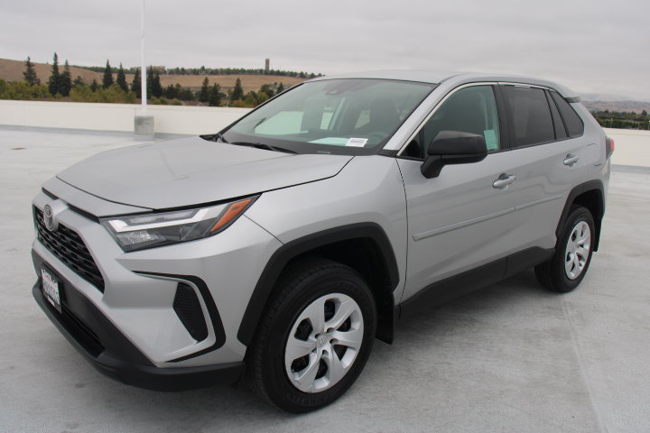 Certified 2024 Toyota RAV4 LE FWD image 6