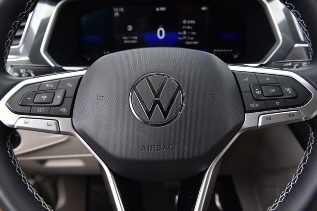 Used 2023 Volkswagen Tiguan SE FWD image 17