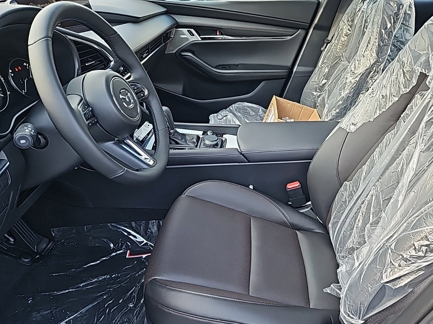 New 2026 MAZDA MAZDA3 Hatchback w/Premium Plus Pkg AWD/4WD image 19