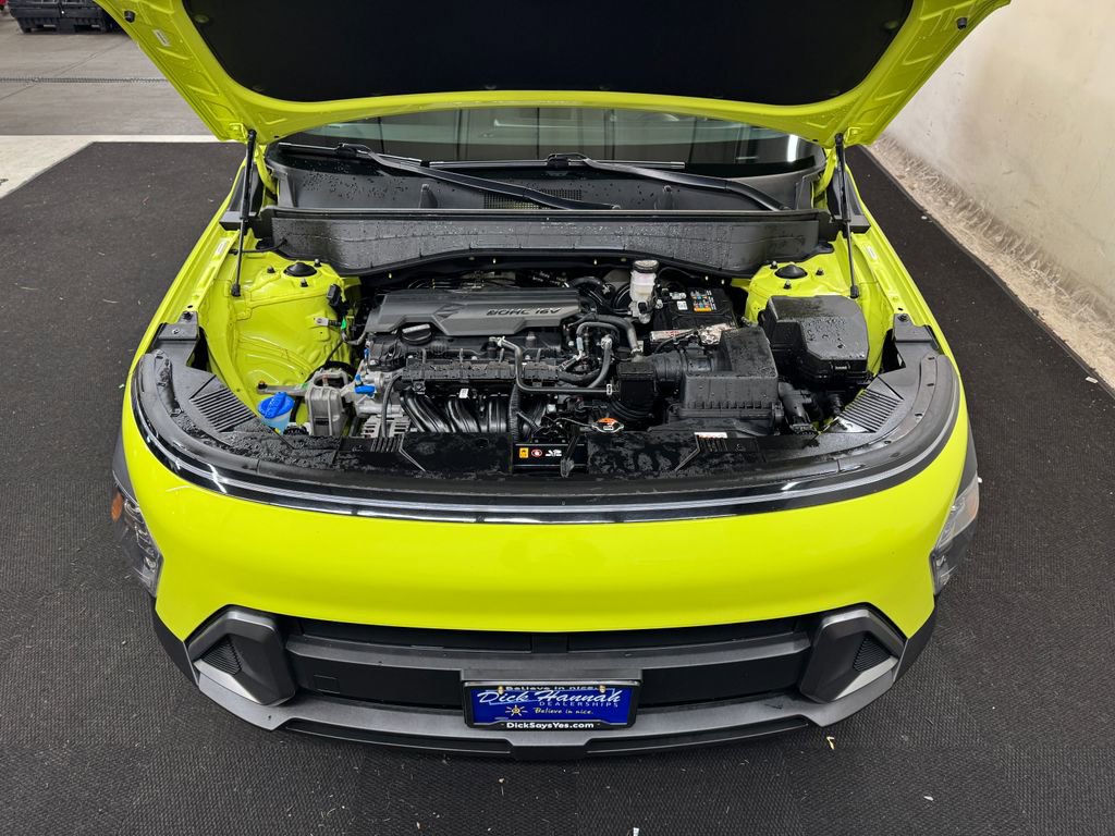 Used 2025 Hyundai Kona SEL image 11