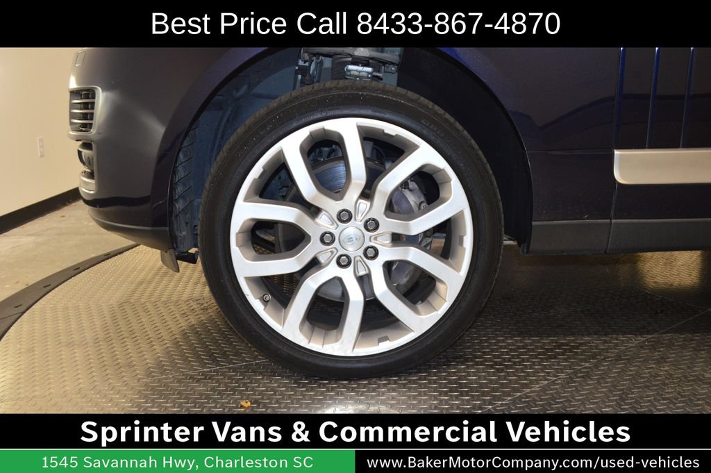 Used 2017 Land Rover Range Rover Supercharged AWD/4WD image 11