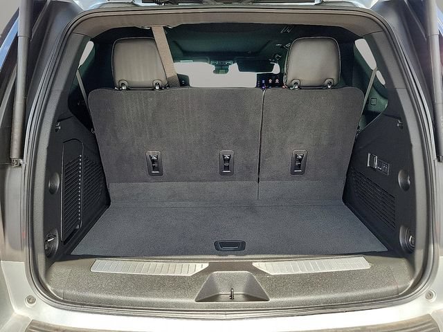 Used 2025 GMC Yukon AT4 Ultimate AWD/4WD image 11