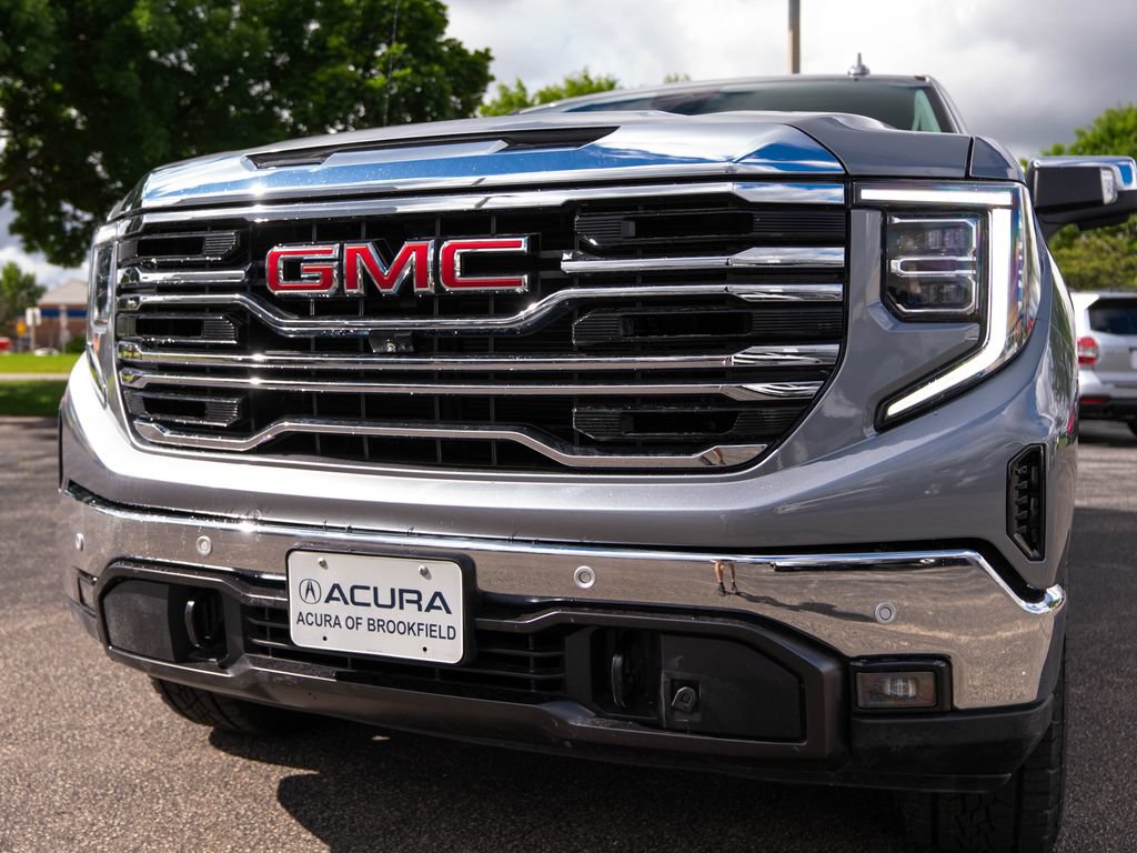 Used 2023 GMC Sierra 1500 SLT w/ SLT Premium Plus Package AWD/4WD image 15