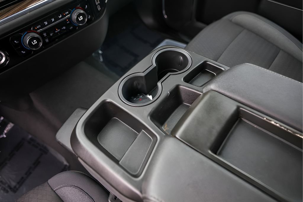 Used 2024 Chevrolet Silverado 1500 LT image 23