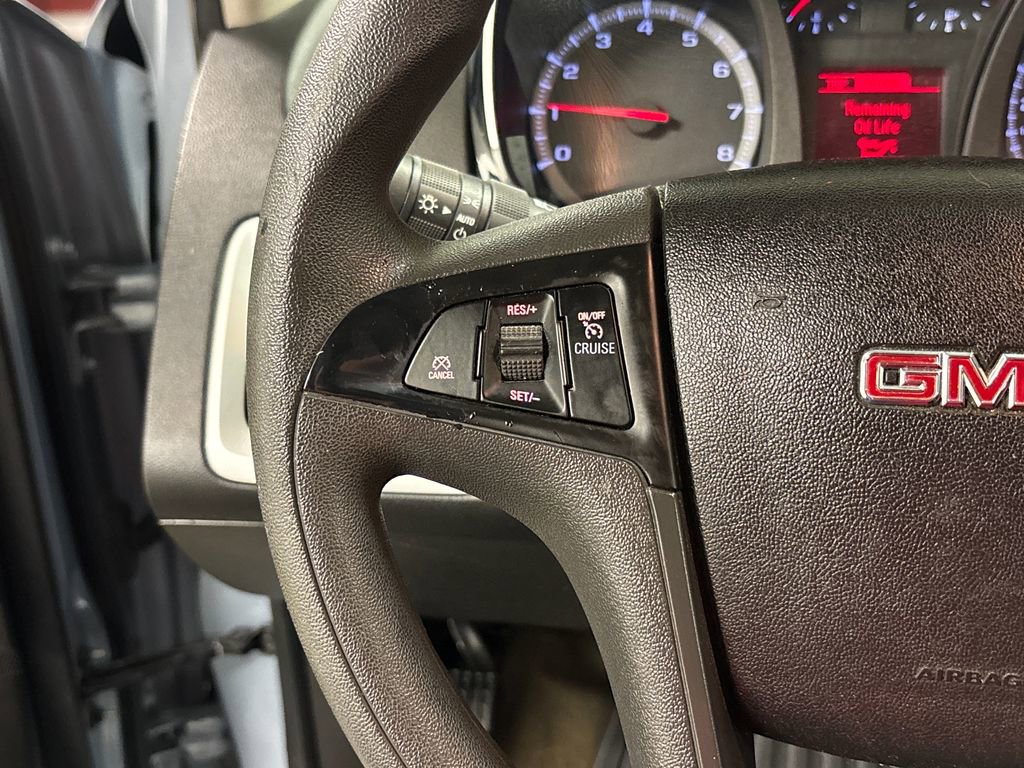 Used 2015 GMC Terrain SLE FWD image 32