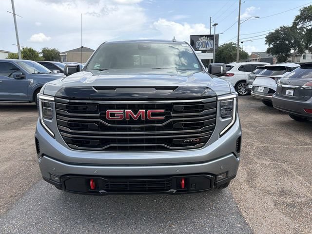 Used 2025 GMC Sierra 1500 AT4 w/ AT4 Premium Package AWD/4WD image 2