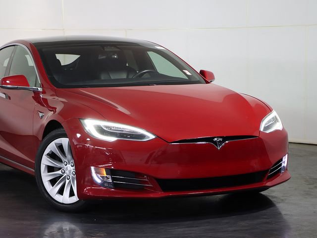 Used 2017 Tesla Model S 90D image 6