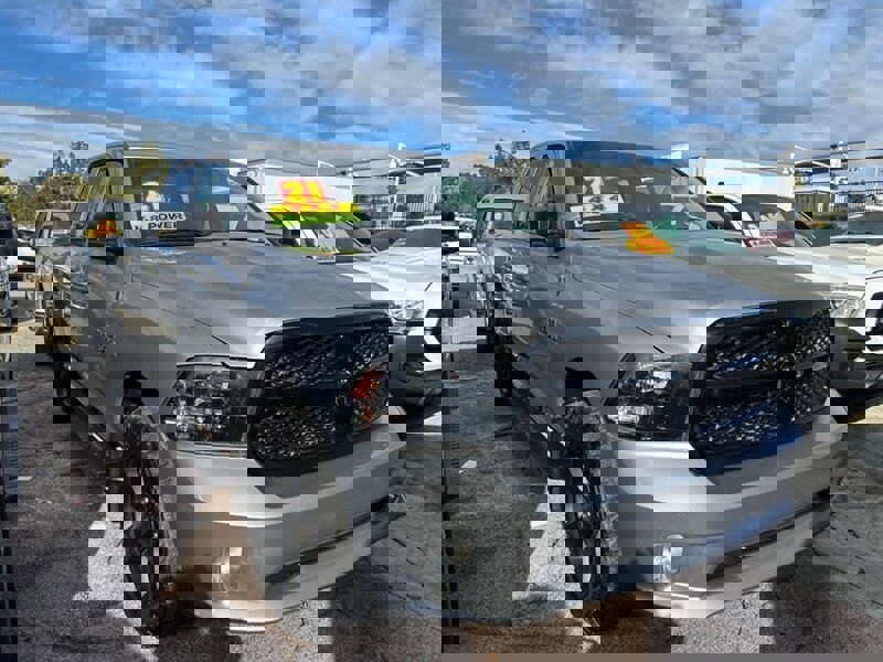 Used 2021 RAM 1500 Express w/ Wheel & Sound Group image 25