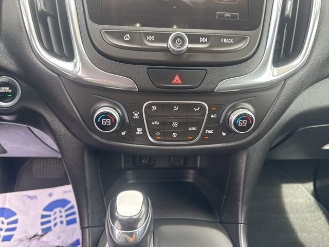 Used 2018 Chevrolet Equinox LT w/ Sun & Infotainment Package AWD/4WD image 23