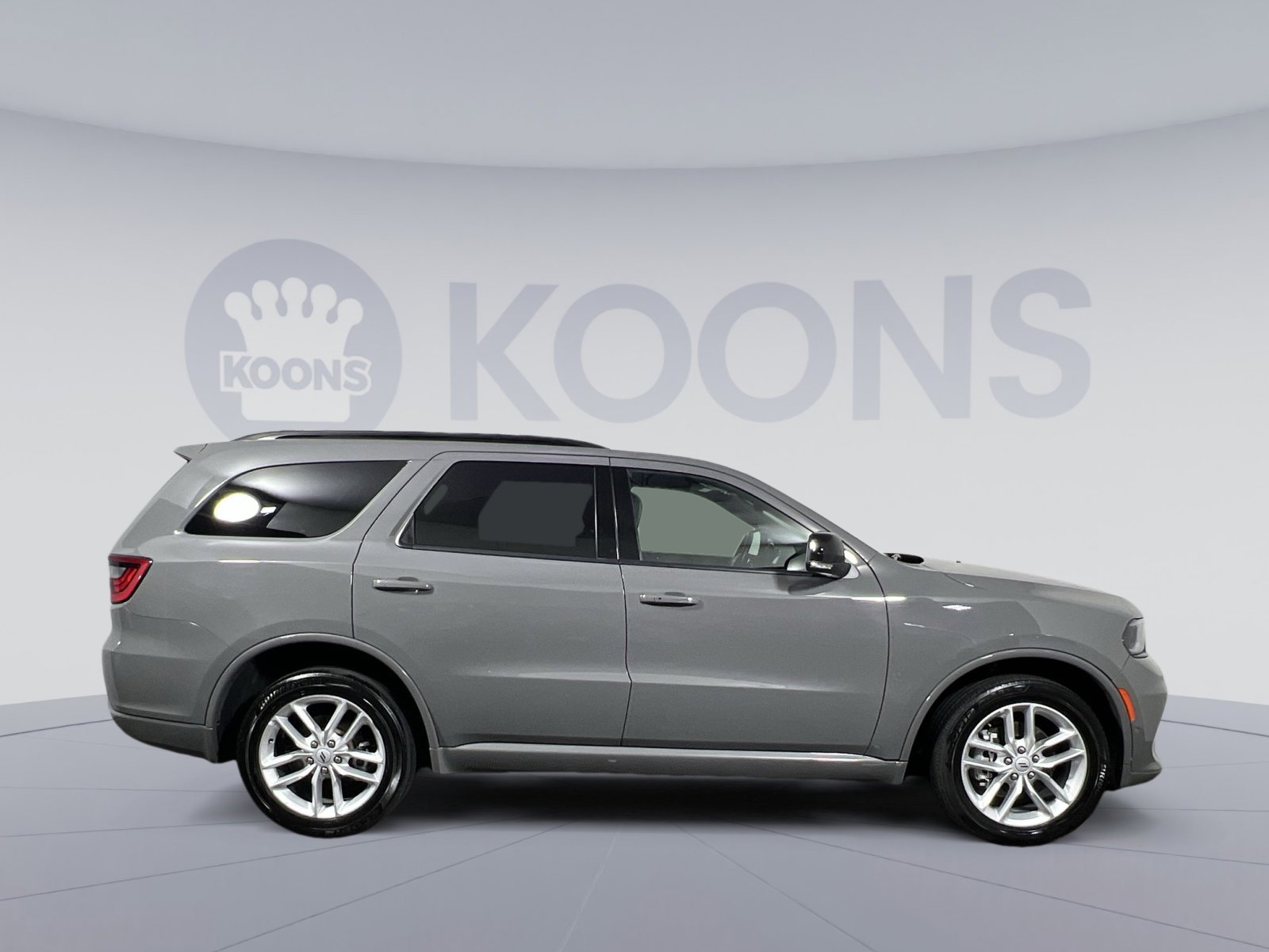 Used 2025 Dodge Durango GT image 8