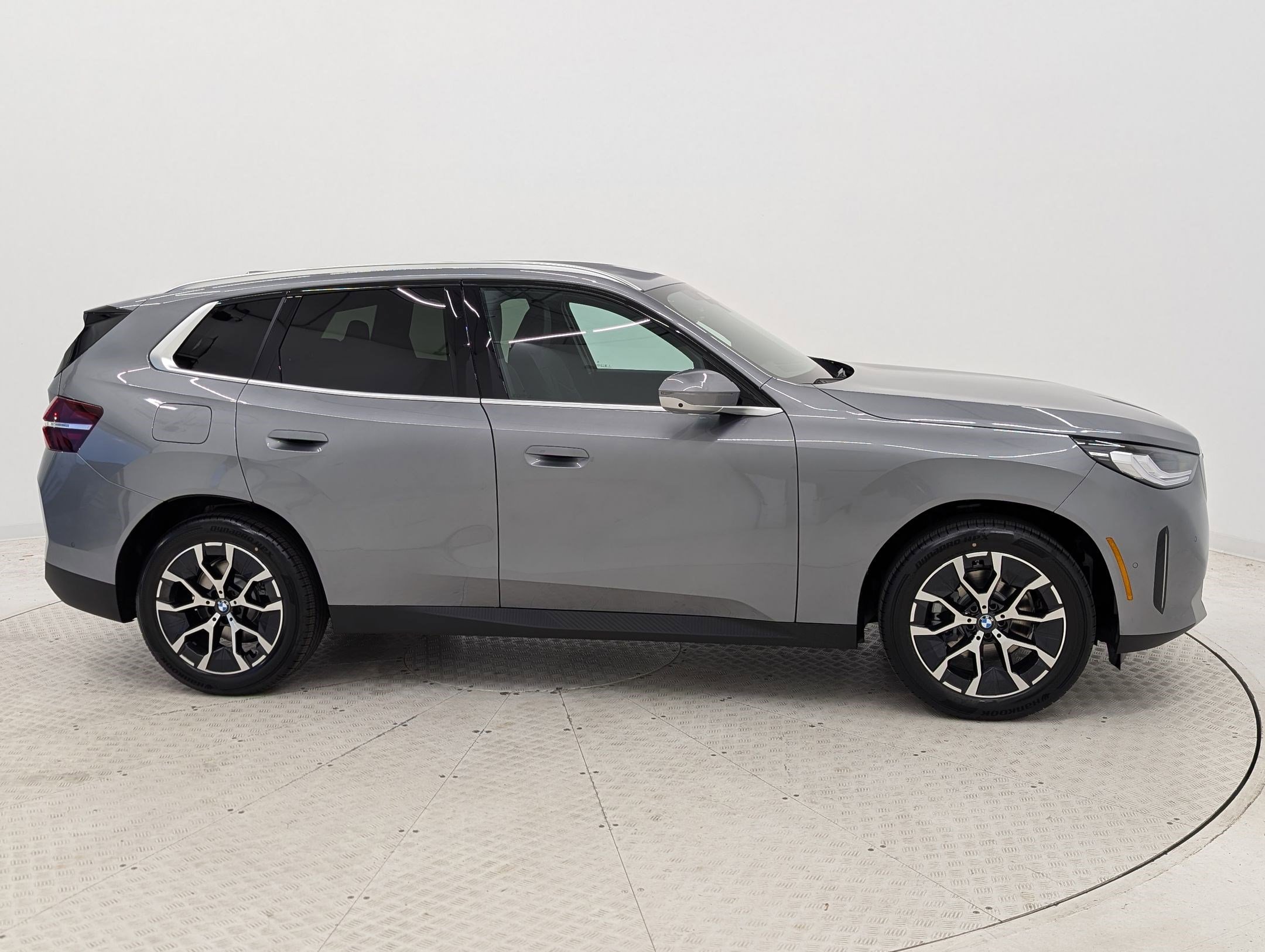Used 2026 BMW X3 xDrive30 w/ Premium Package AWD/4WD image 8