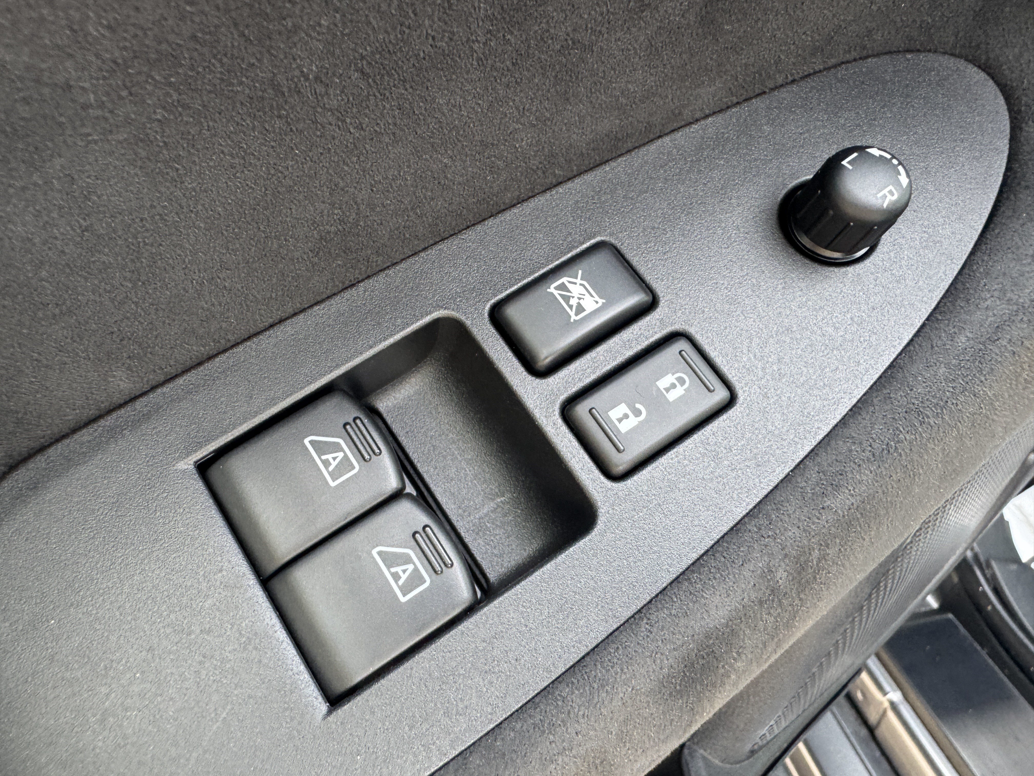 Used 2025 Nissan Z Performance w/ Floor Mat Package RWD image 19