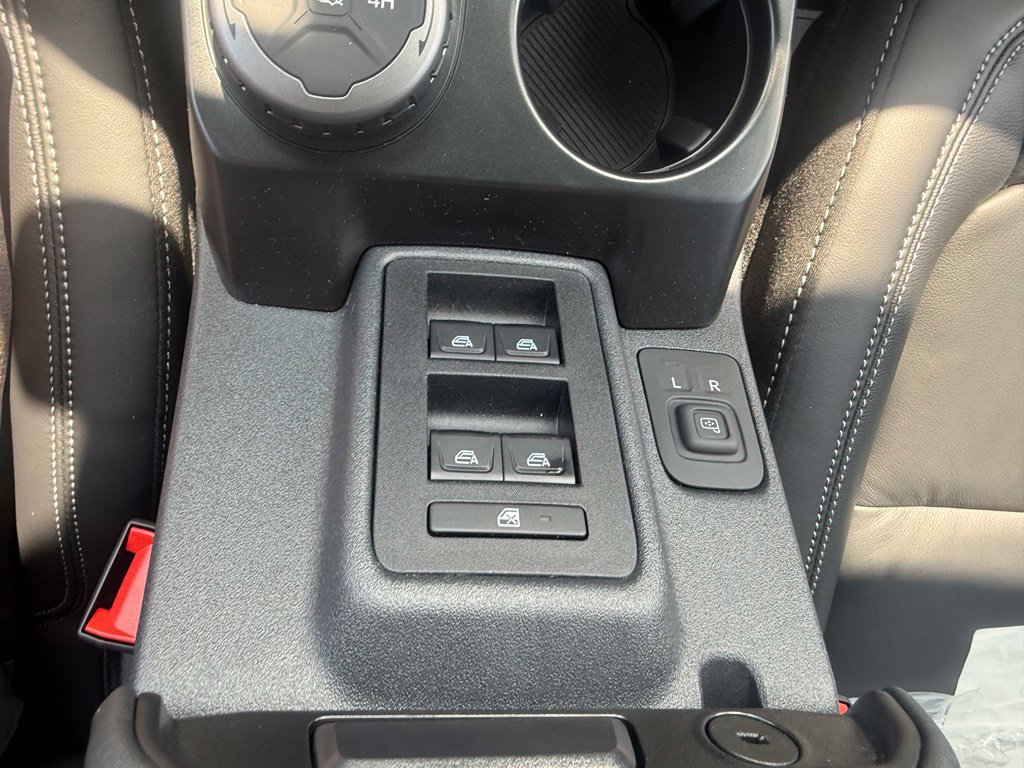 New 2026 Ford Bronco Outer Banks AWD/4WD image 31