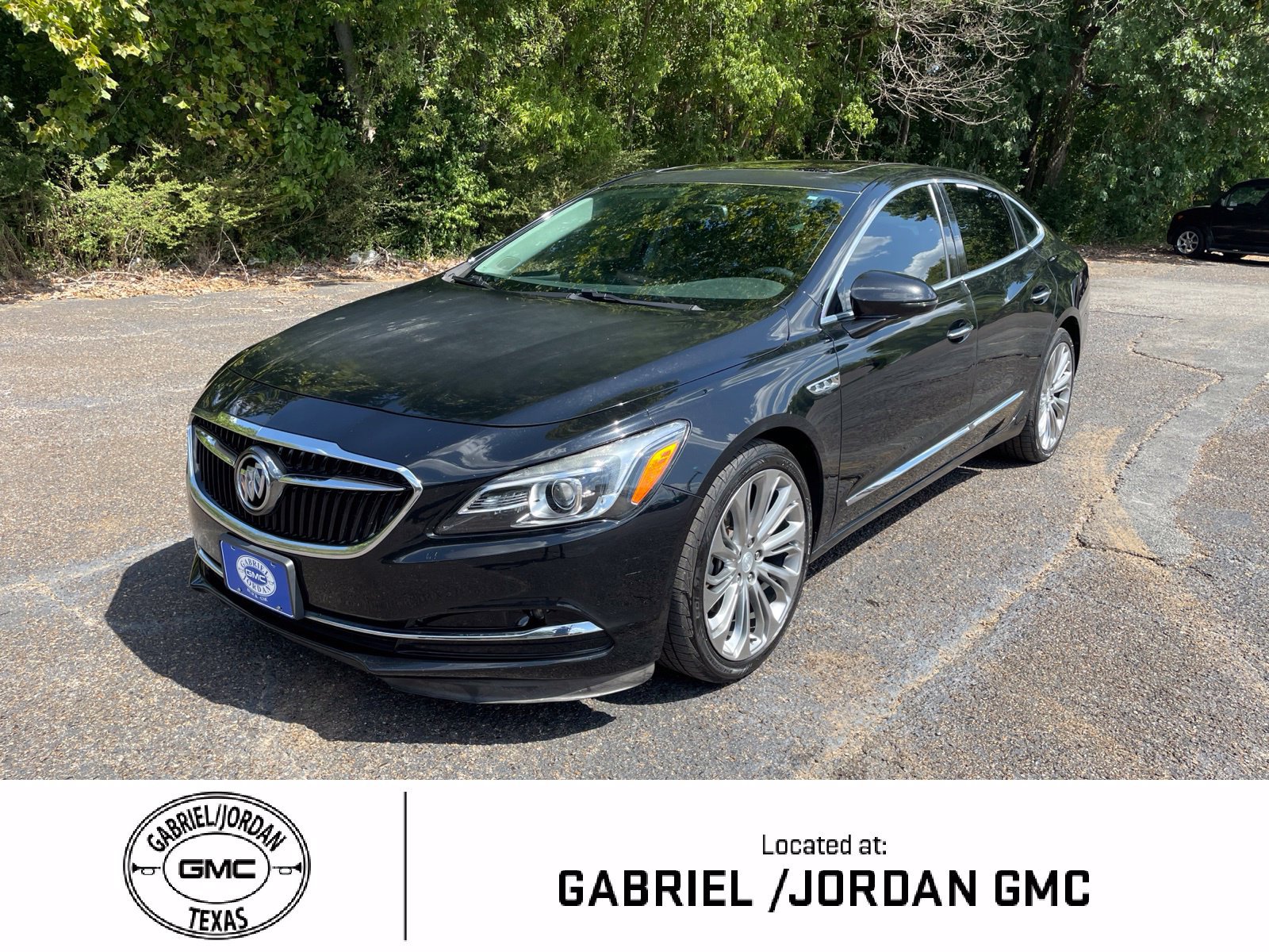 Used 2017 Buick LaCrosse Essence w/ Sun and Shade Package FWD image 1