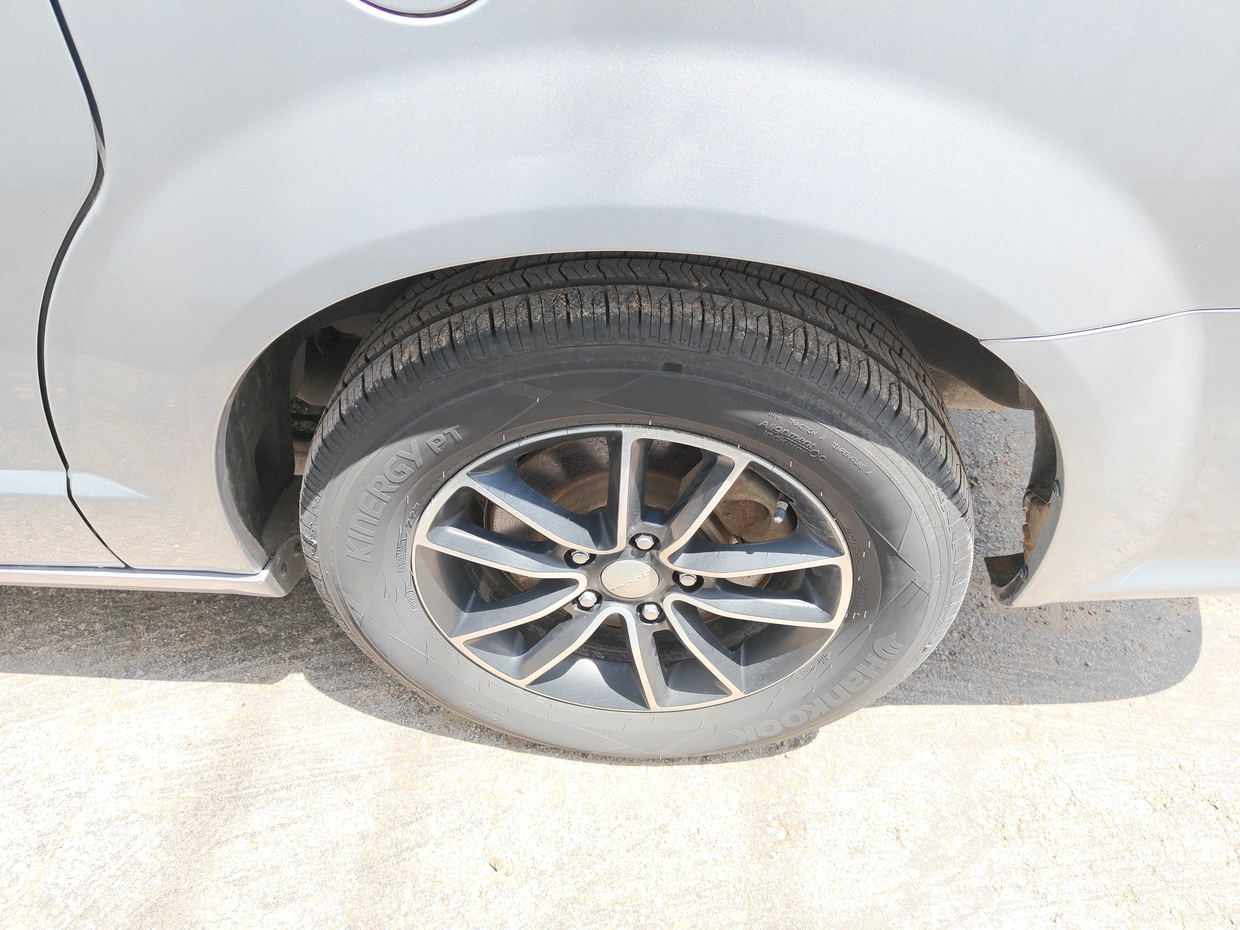 Used 2019 Dodge Grand Caravan GT FWD image 12