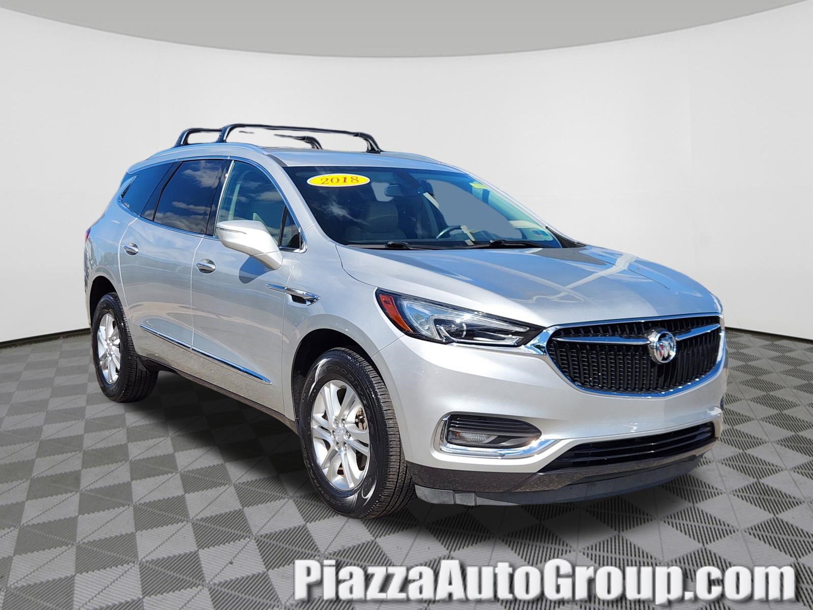 Used 2018 Buick Enclave Essence FWD image 1