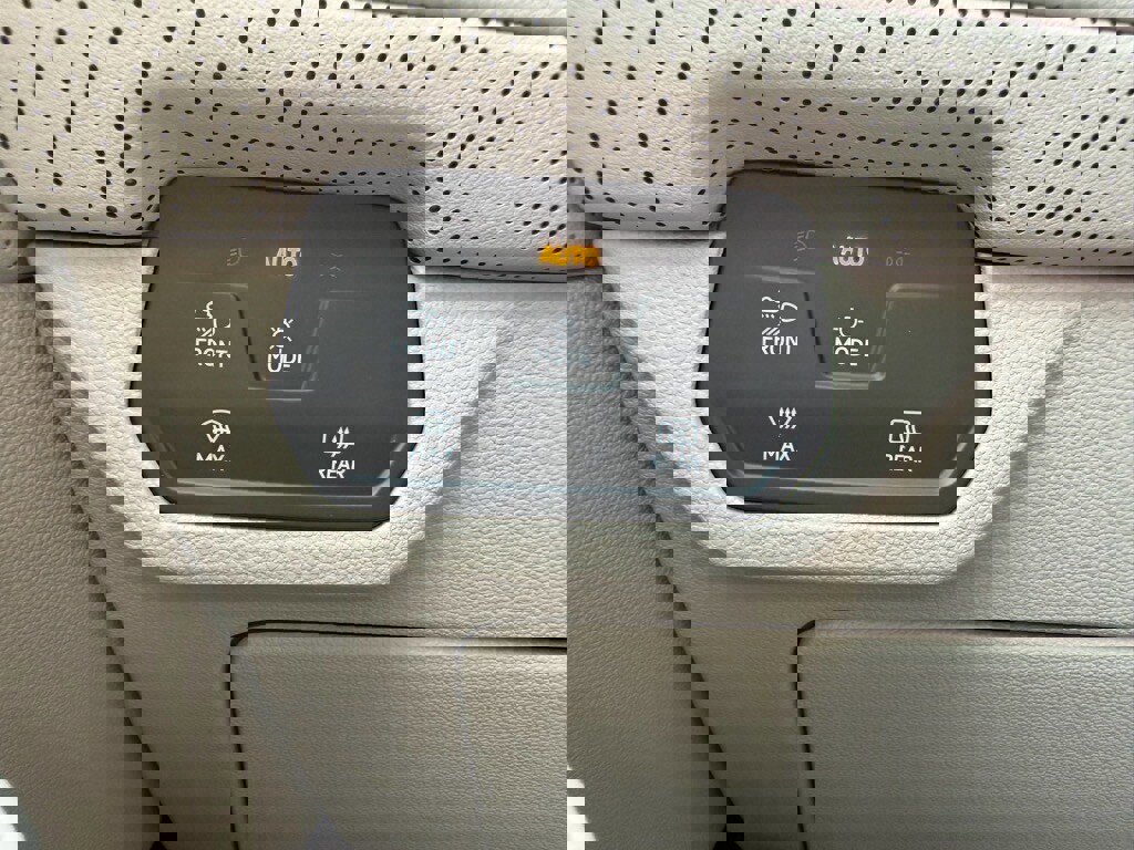 New 2026 Volkswagen Atlas SEL Premium R-Line image 28