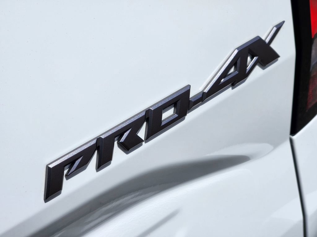 Used 2023 Nissan Frontier PRO-4X w/ Pro Convenience Package image 9