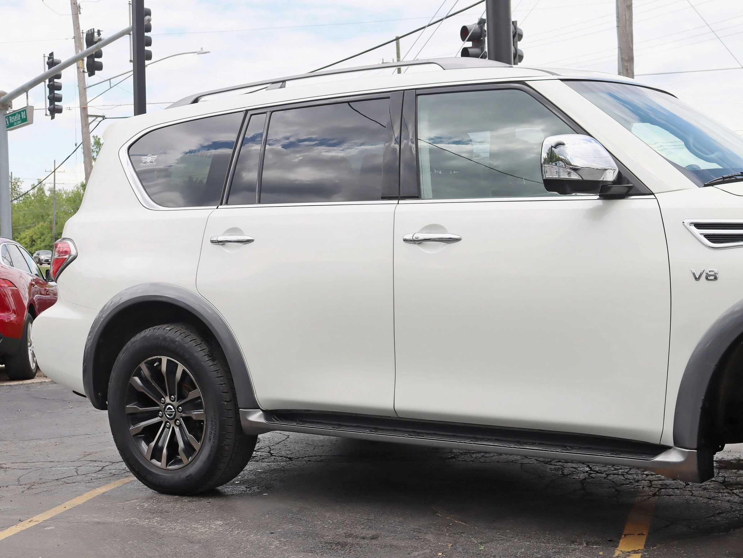 Used 2017 Nissan Armada Platinum AWD/4WD image 4
