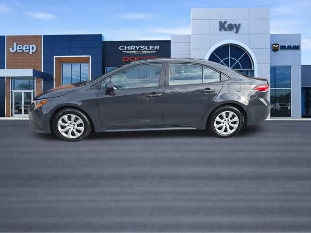 Used 2024 Toyota Corolla LE FWD image 4