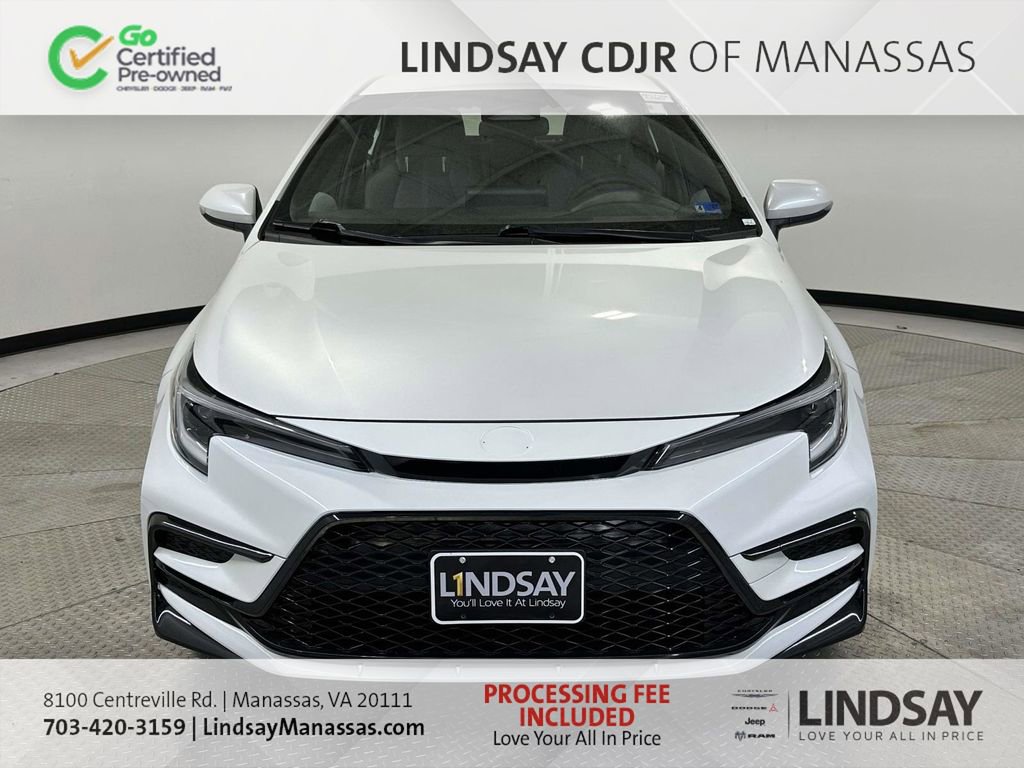 Used 2023 Toyota Corolla SE image 3