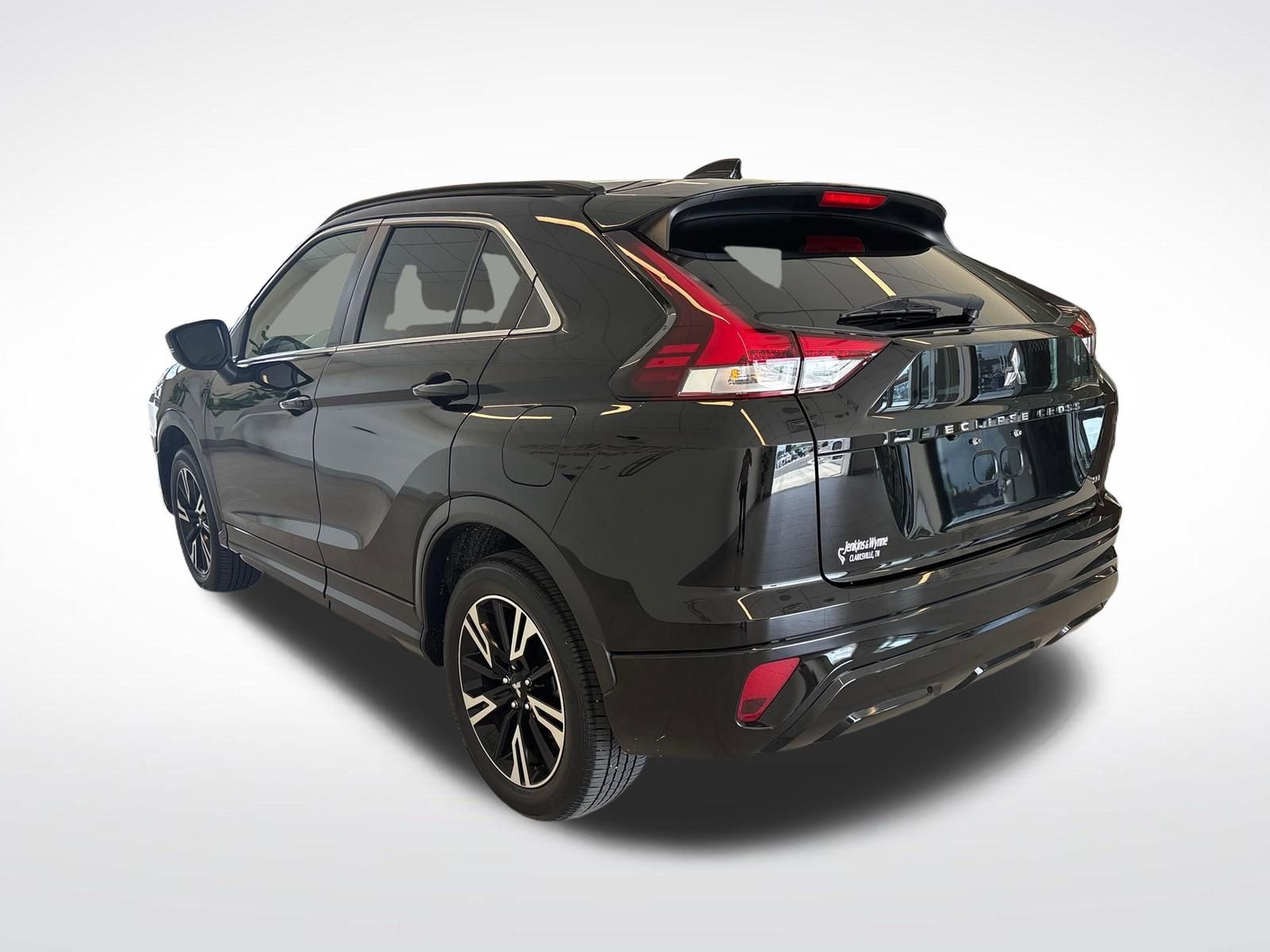 Used 2023 Mitsubishi Eclipse Cross AWD image 2