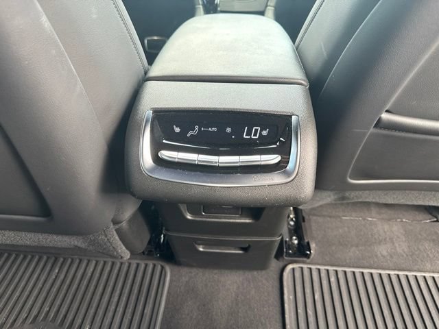 Used 2024 Cadillac XT6 Sport w/ LPO, Onyx Lite Package AWD/4WD image 32