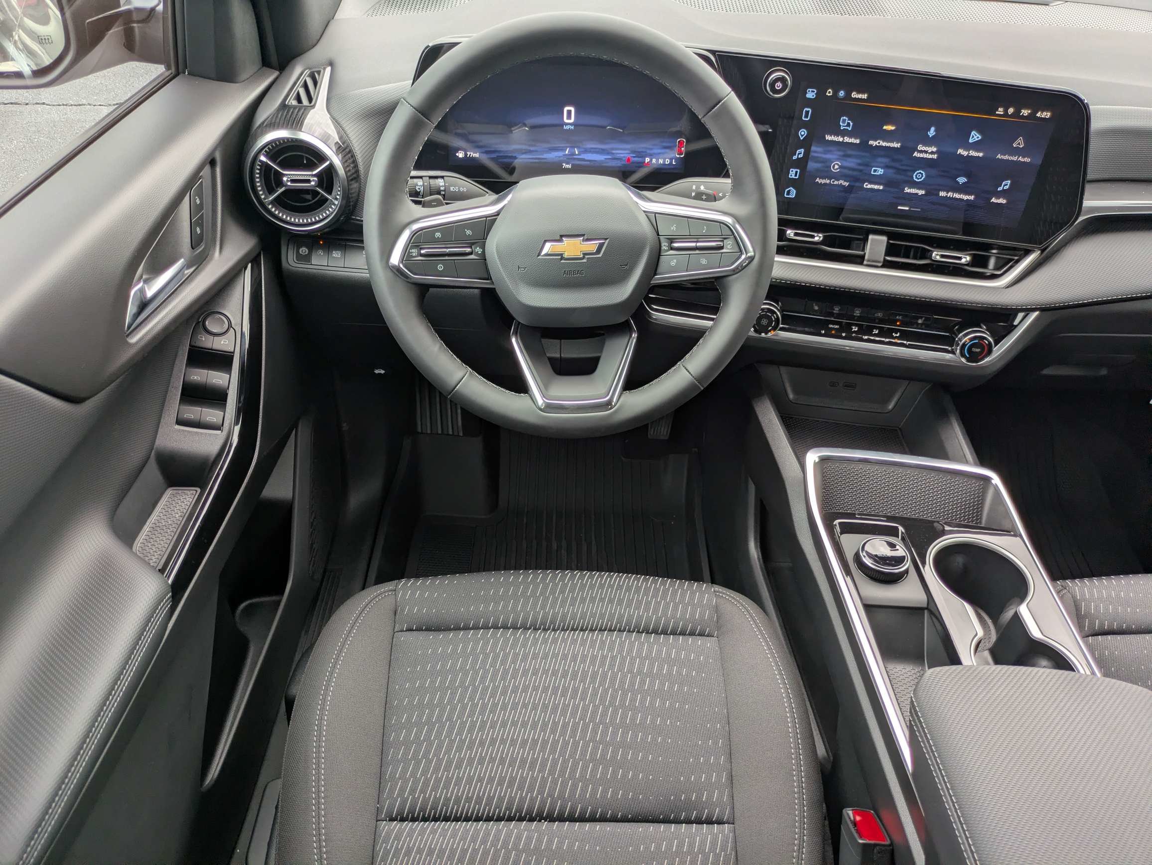 New 2027 Chevrolet Equinox LT FWD image 4