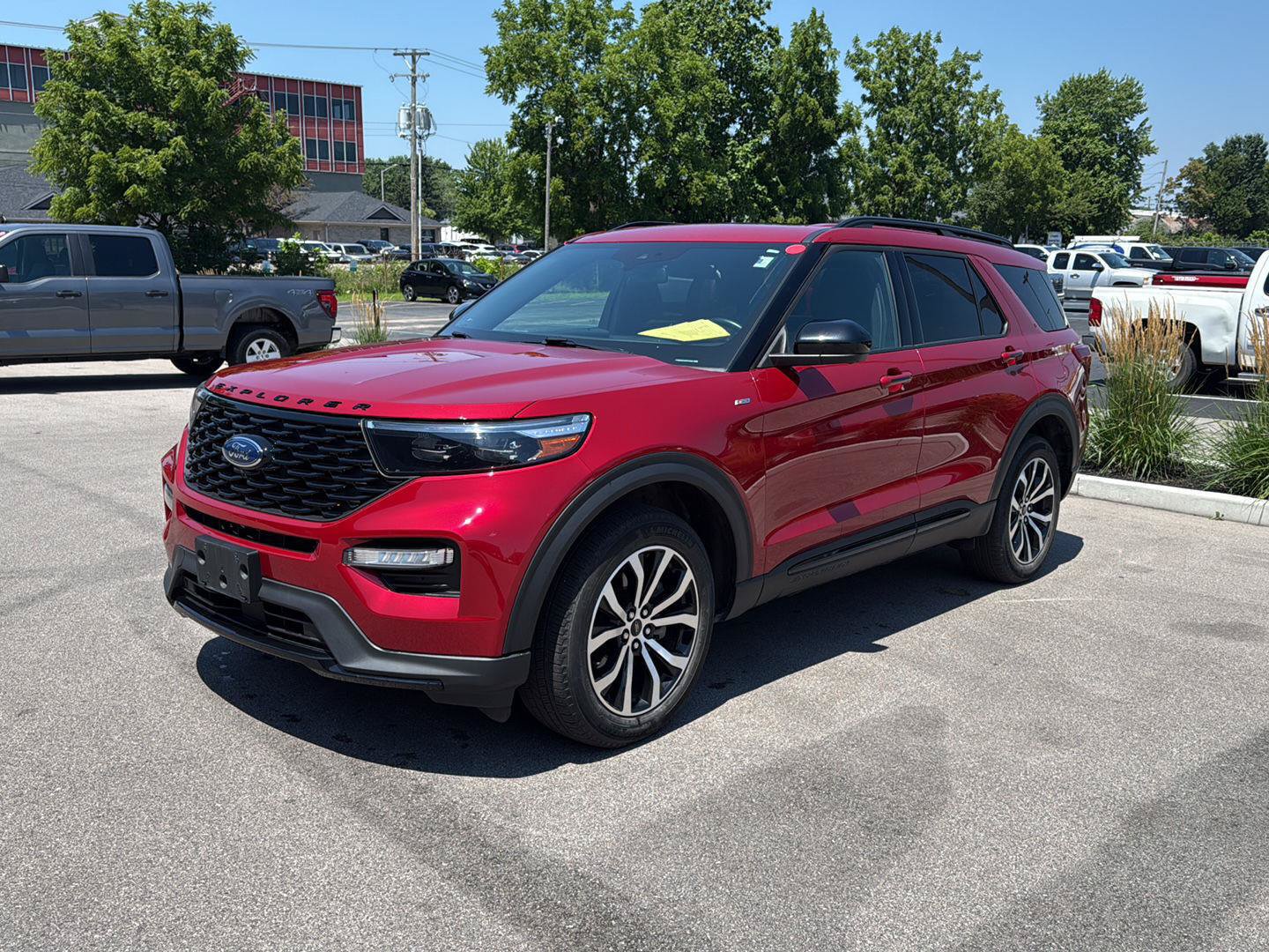 Used 2023 Ford Explorer ST-Line w/ Class IV Trailer Tow Package AWD/4WD image 7