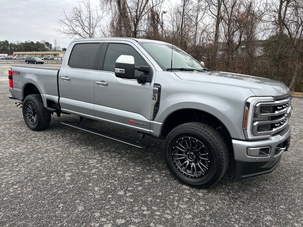 Used 2024 Ford F250 Platinum image 9
