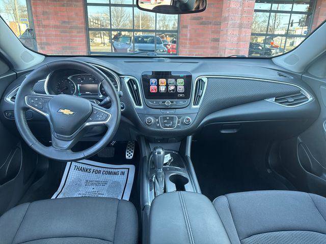 Used 2016 Chevrolet Malibu LT image 15