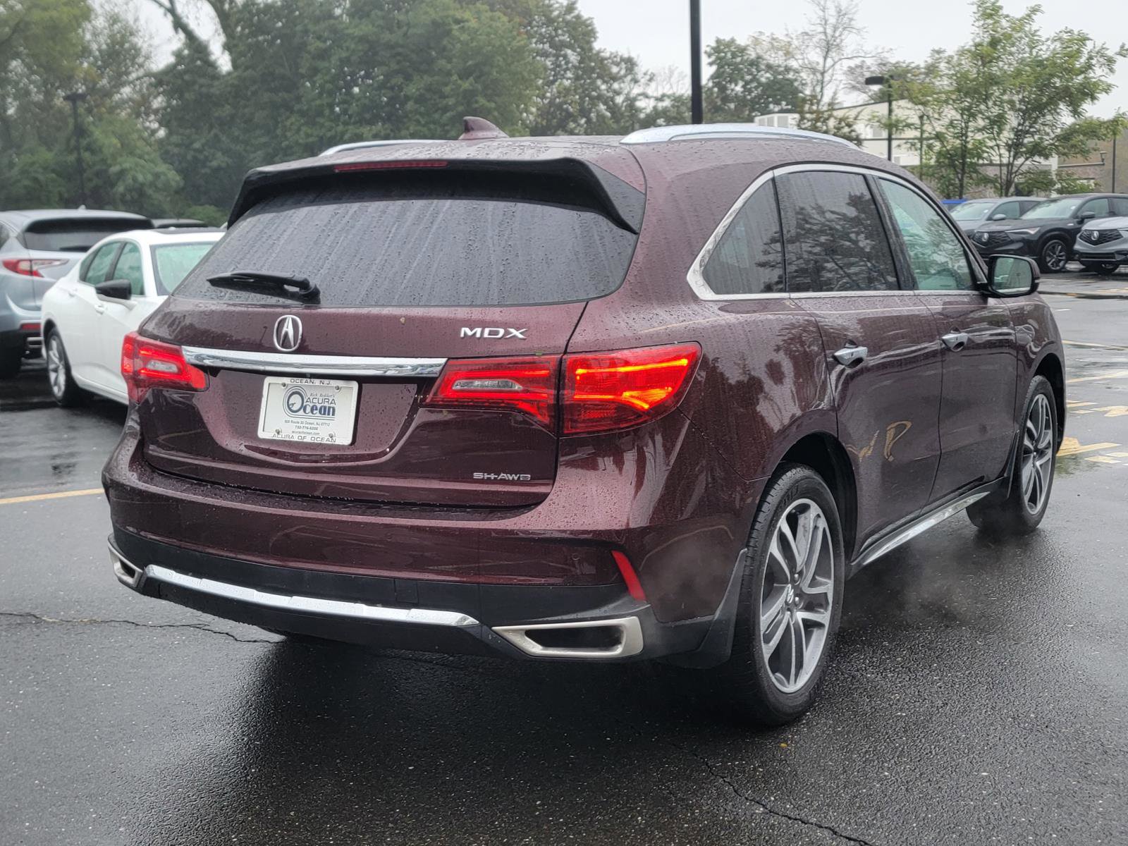 Used 2017 Acura MDX SH-AWD w/ Advance Package image 5
