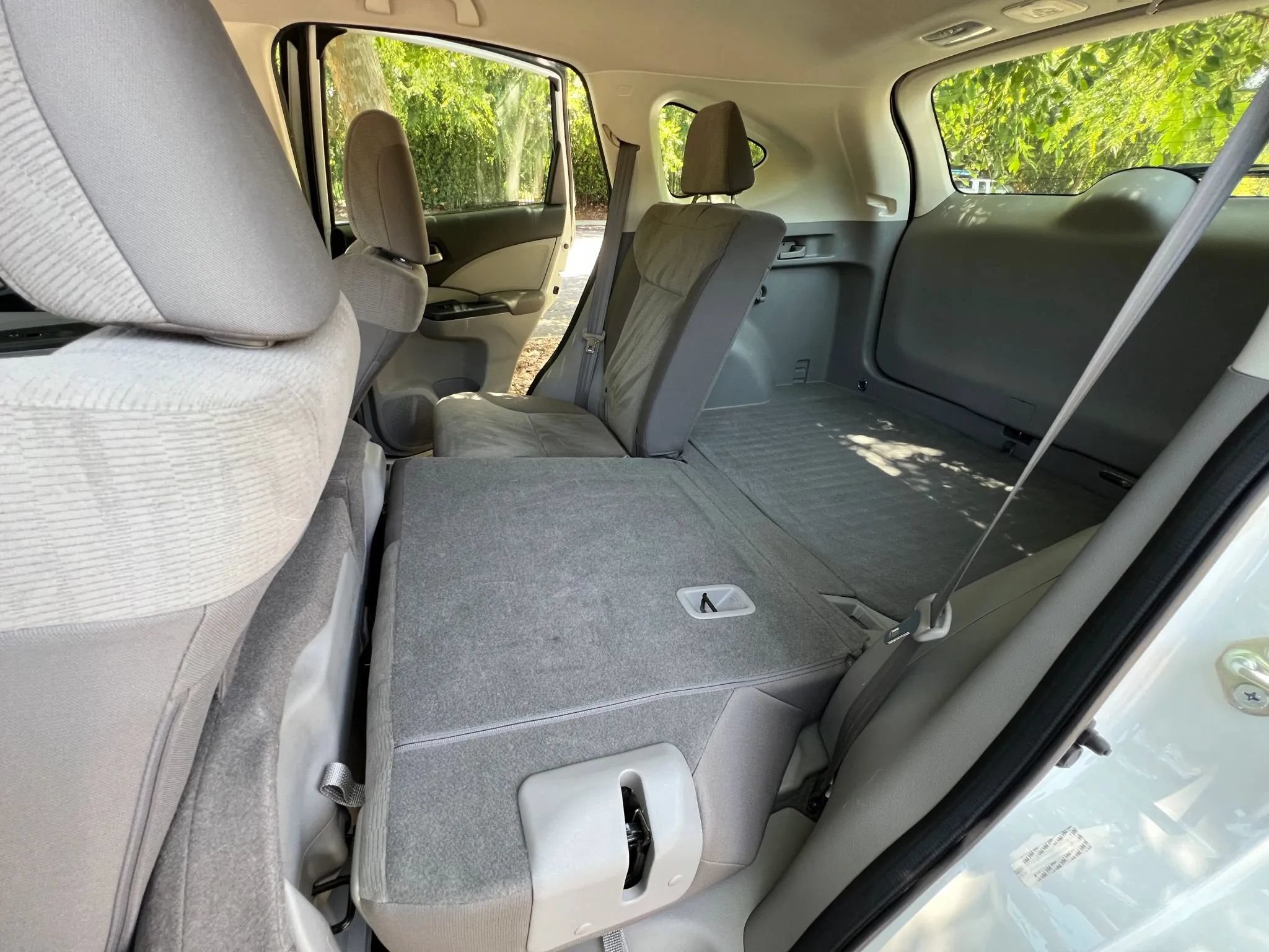 Used 2013 Honda CR-V LX image 19
