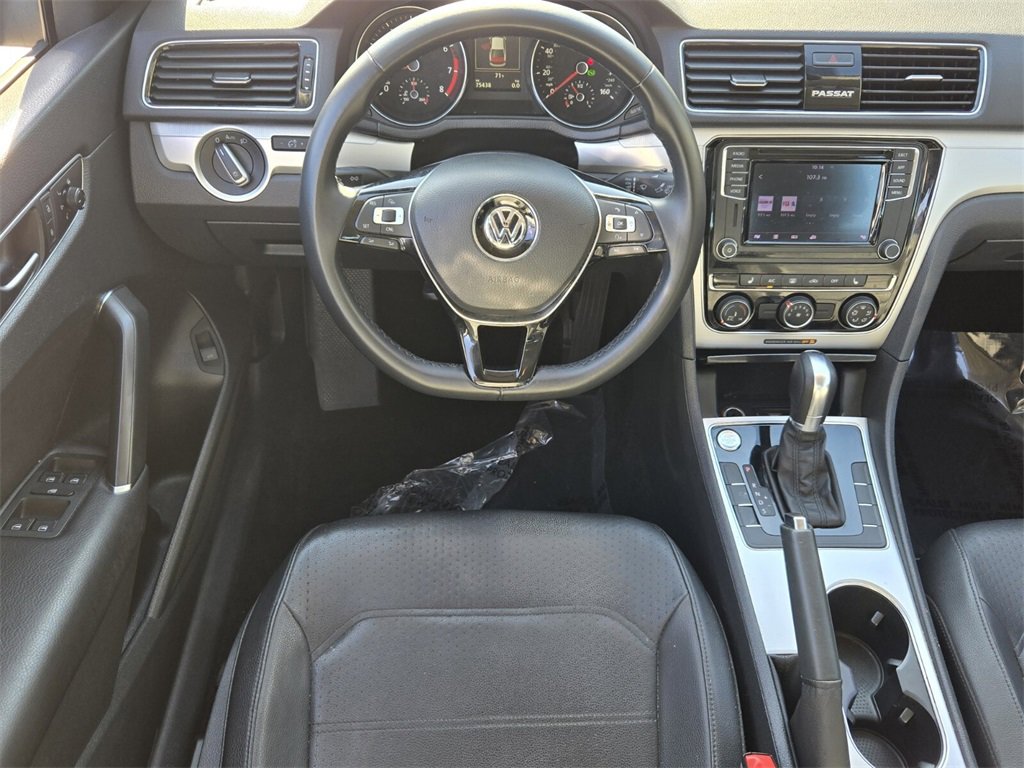 Used 2019 Volkswagen Passat 2.0T Wolfsburg w/ Wheels & Sunroof Package image 15