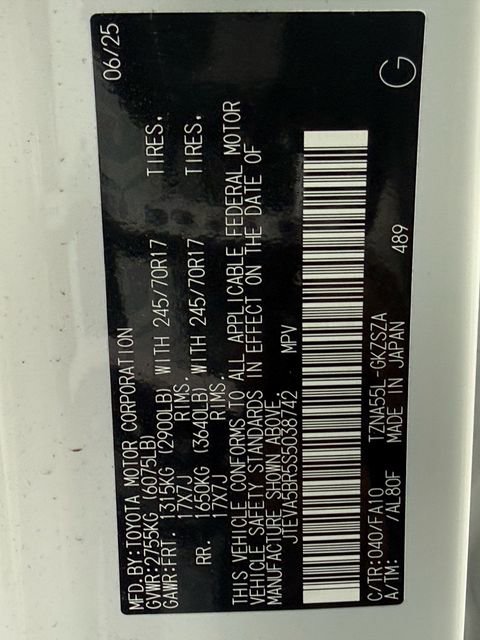 Used 2025 Toyota 4Runner SR5 image 18