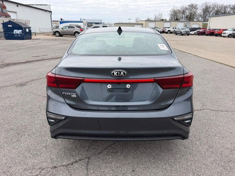 Used 2019 Kia Forte Sedan image 4