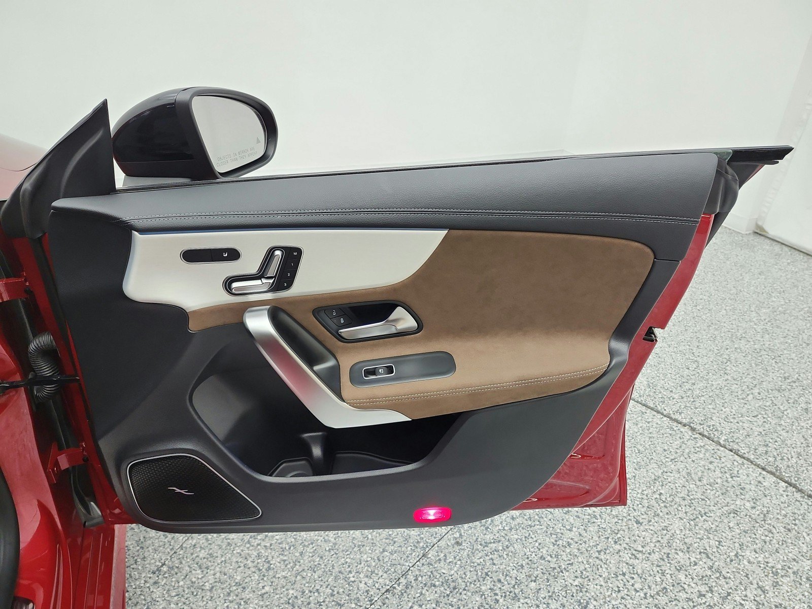 Certified 2025 Mercedes-Benz CLA 250 4MATIC image 21