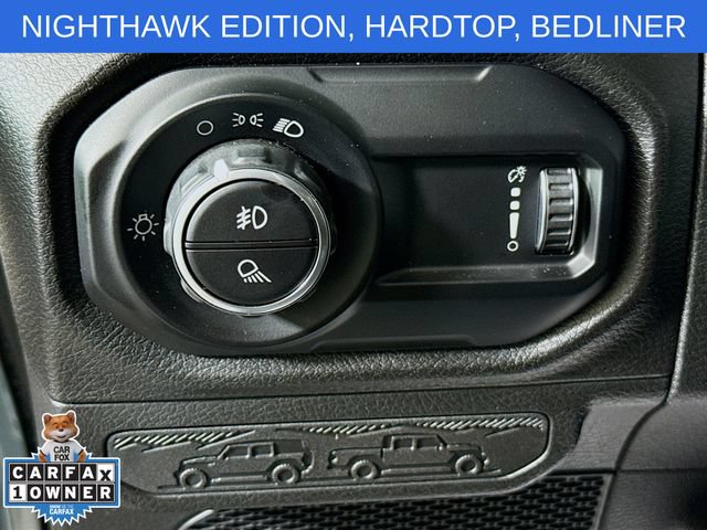 Used 2025 Jeep Gladiator Sport AWD/4WD image 10