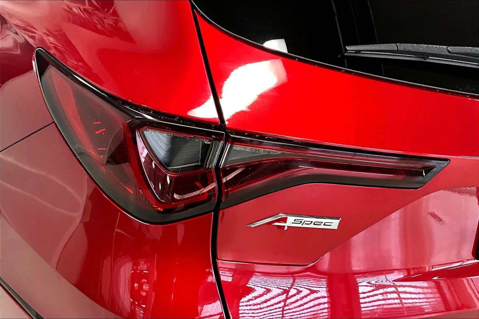 Used 2023 Acura MDX A-Spec image 30
