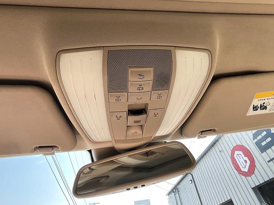 Used 2014 Mercedes-Benz E 350 4MATIC Sedan image 30
