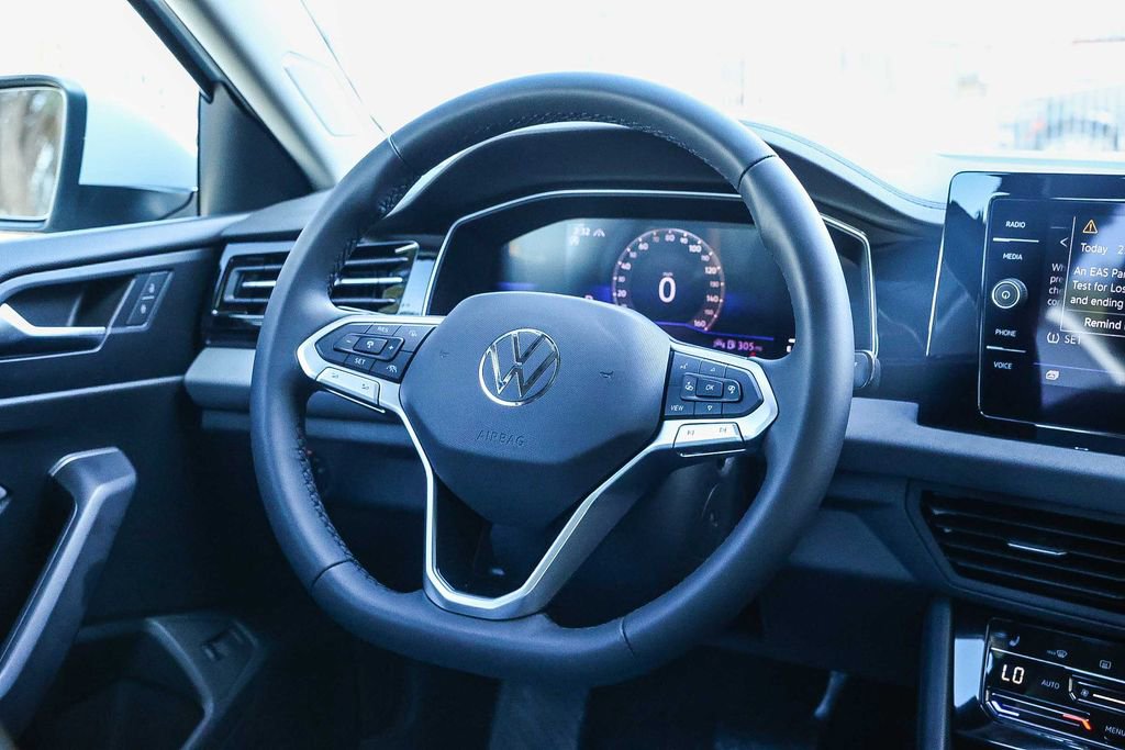 New 2026 Volkswagen Jetta SE image 23