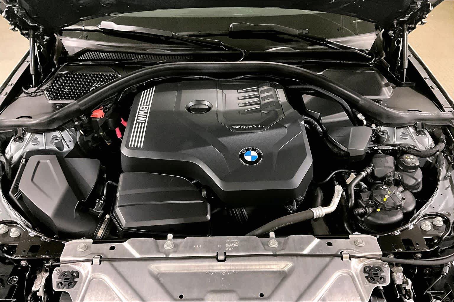 Used 2023 BMW 330i xDrive Sedan w/ Driving Assistance Package AWD/4WD image 29