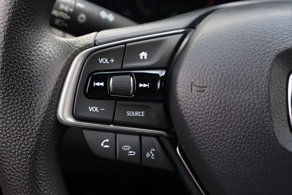Used 2020 Honda Accord LX image 20