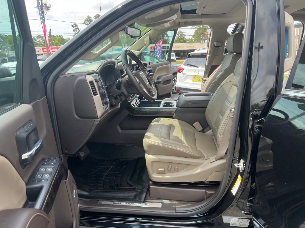 Used 2015 GMC Sierra 2500 Denali w/ Driver Alert Package AWD/4WD image 13