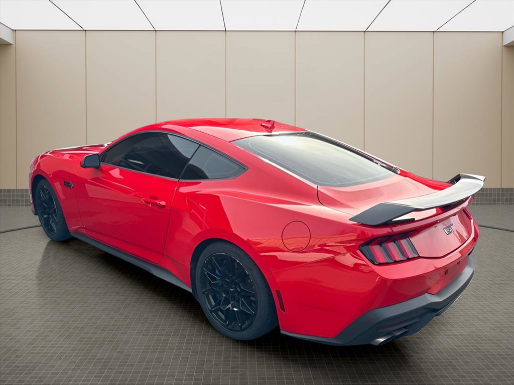 Used 2024 Ford Mustang GT Premium image 4