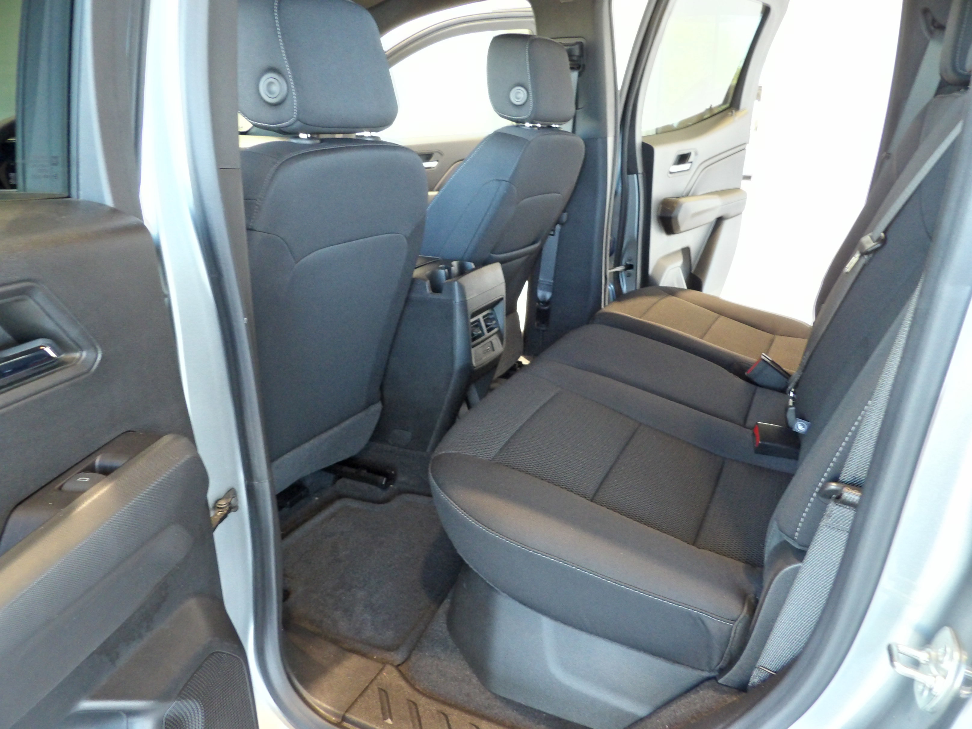 Used 2024 GMC Canyon Elevation w/ Convenience Package image 20