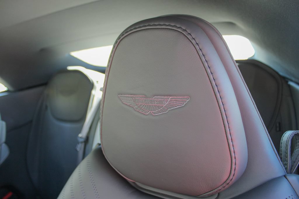 Used 2020 Aston Martin DB11 Volante RWD image 11