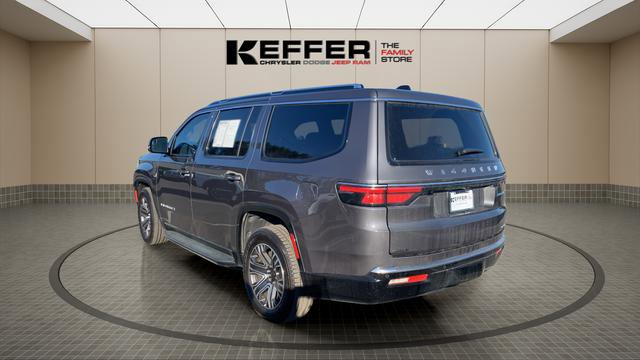 Used 2024 Jeep Wagoneer Series II w/ Flexible Seating Group image 5