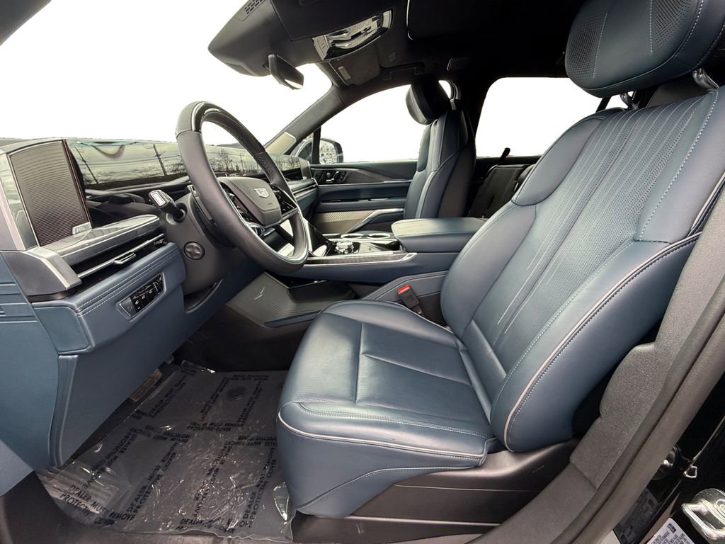 Used 2025 Cadillac Escalade IQ Sport 2 image 9