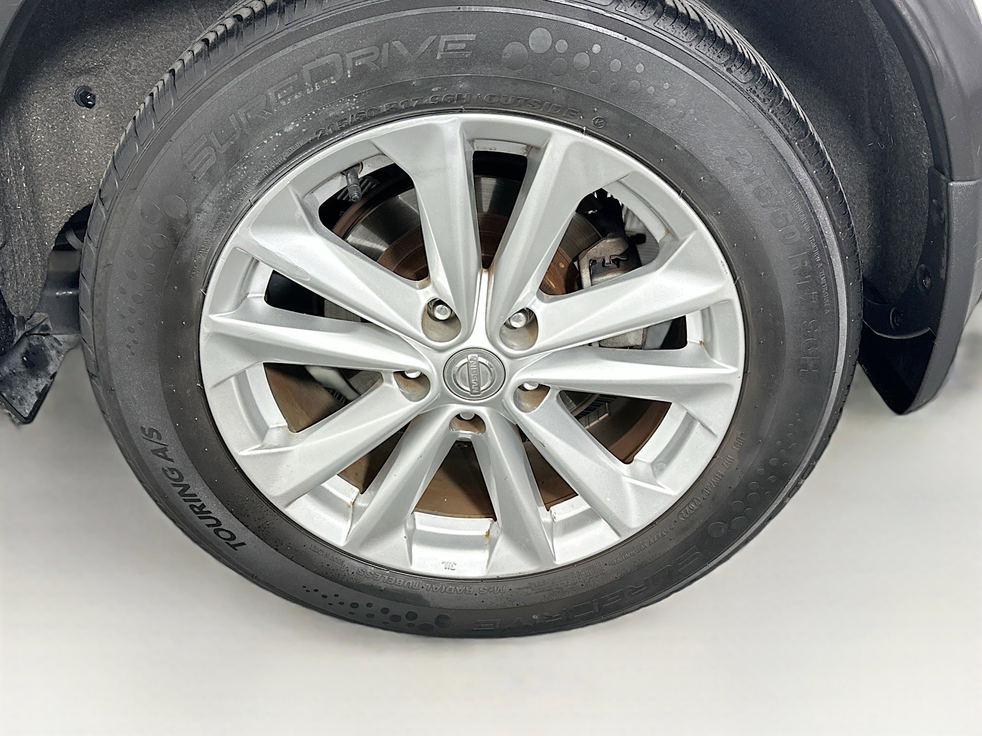 Used 2018 Nissan Rogue Sport S w/ S Appearance Package FWD image 11
